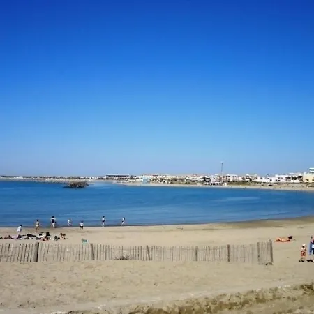 - 4 Pers, 23 M2, 1/0 1 Sète
